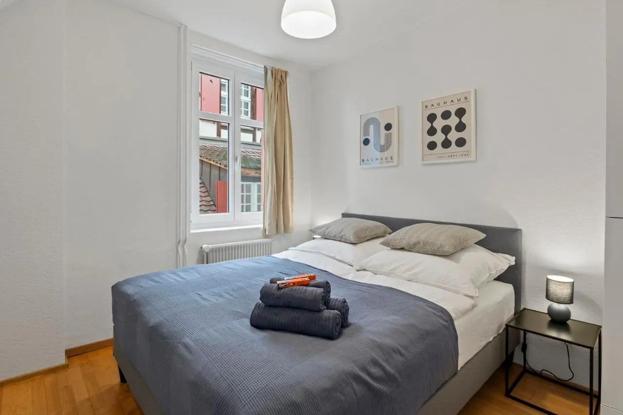 Apartment True Basel - Stadtwohnung I Rheinblick